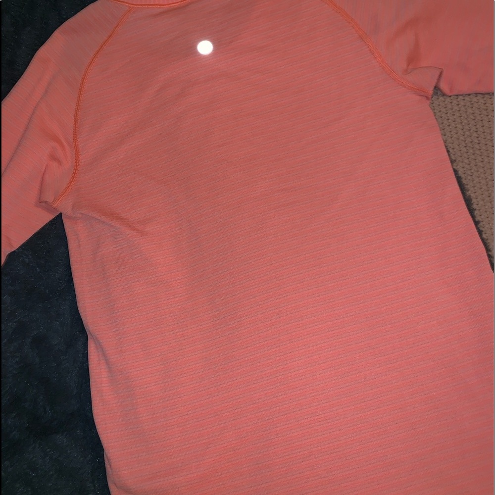 Lululemon long sleeve shirt.